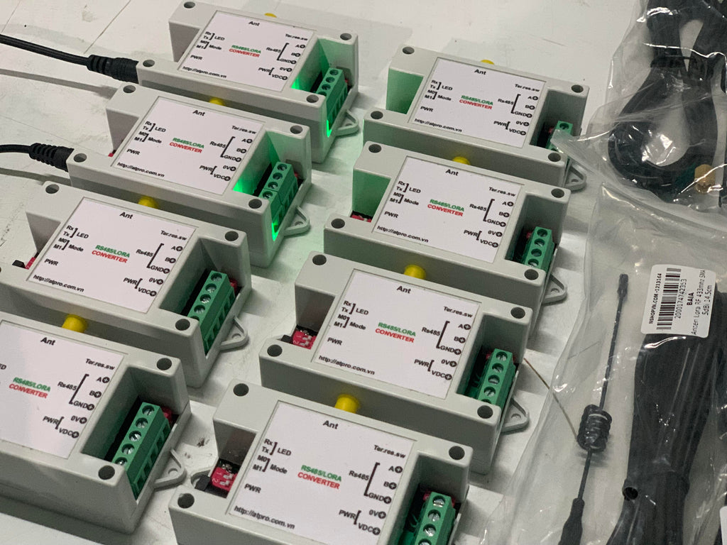 Industrial Wireless Connectivity for Modern Automation | AT-RS485/LoRa Converter