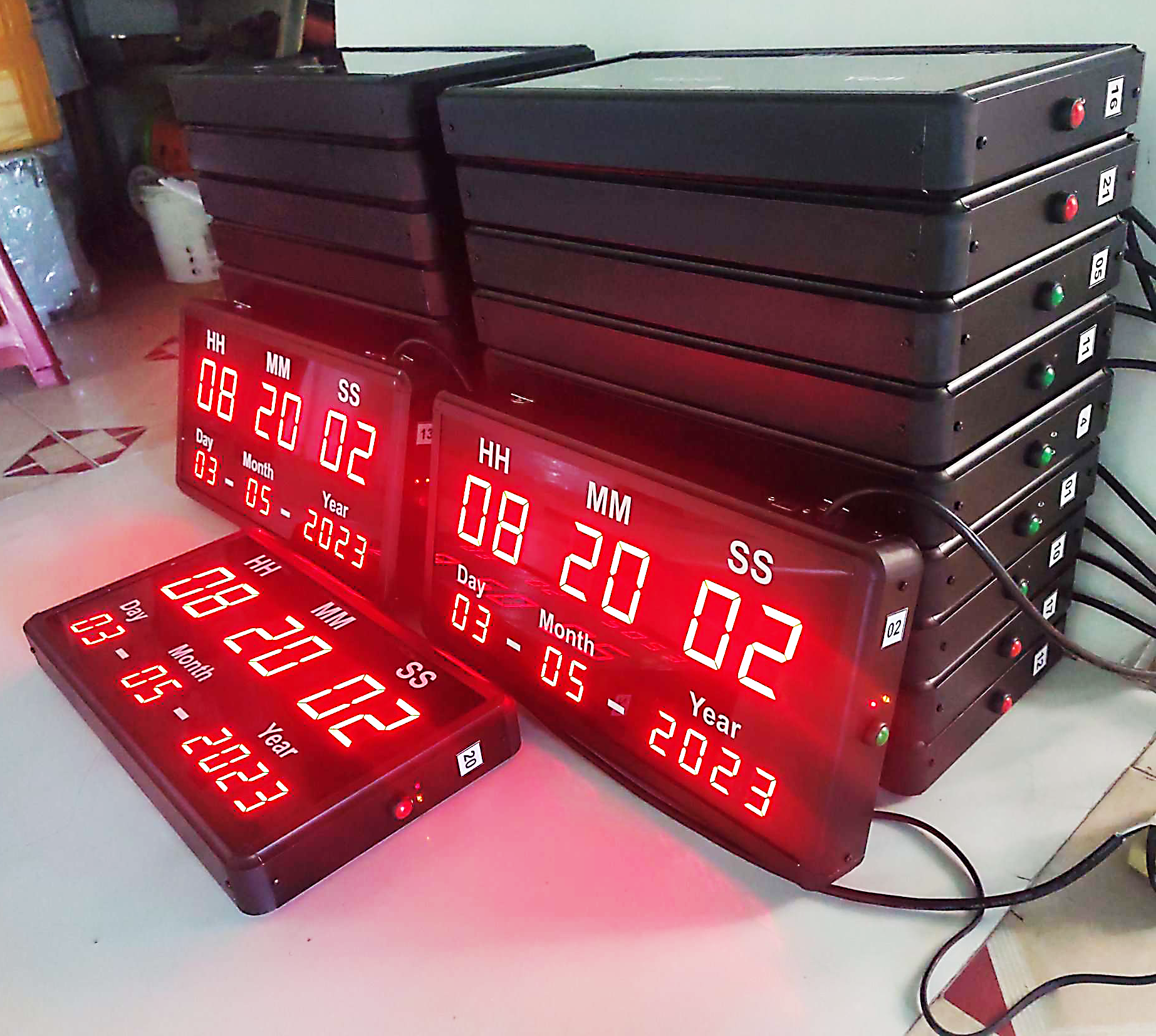 NTP Server Master Clock – Industrial network time server | 14-Digit LED Master Clock