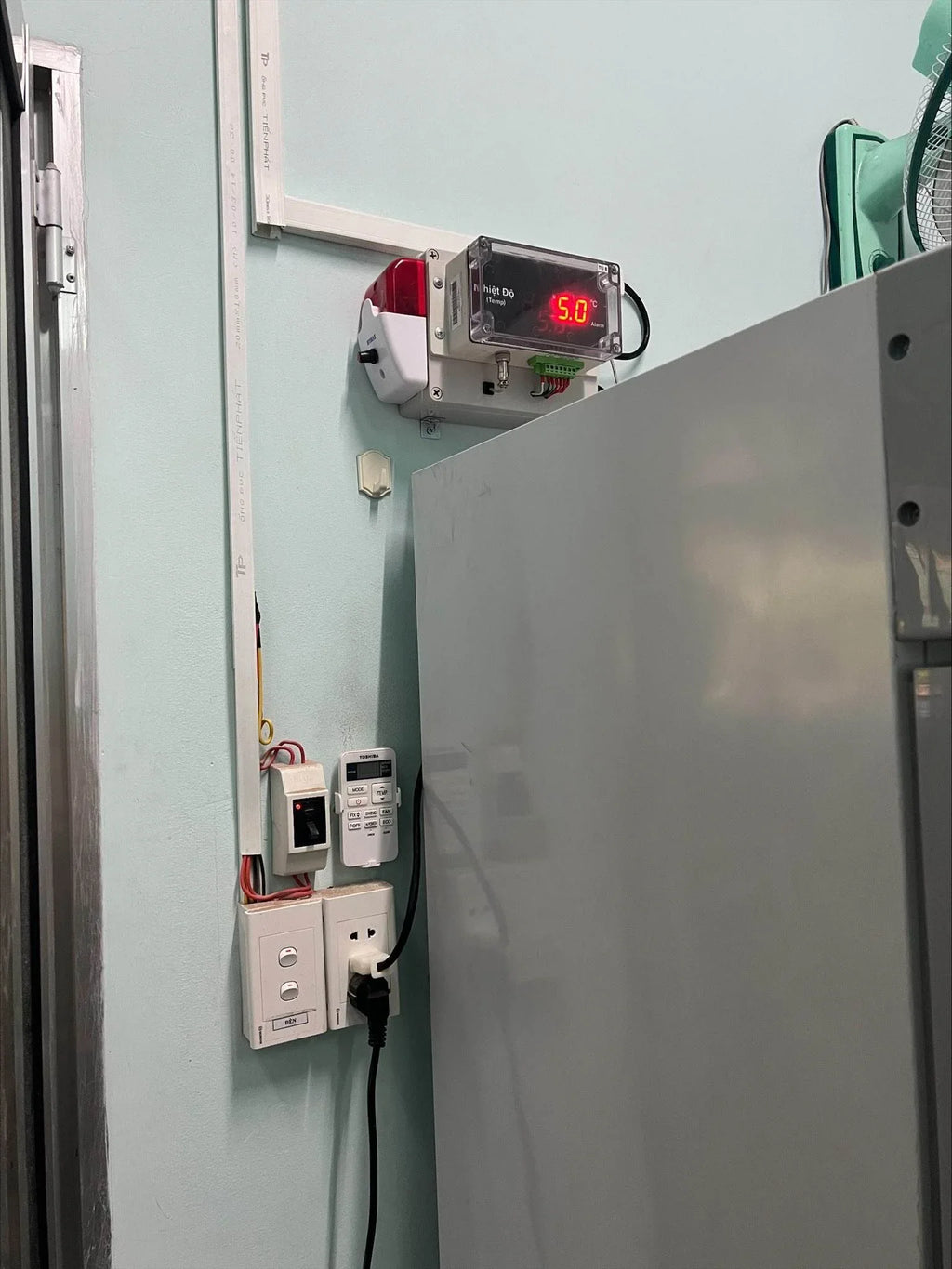 Pharmaceutical Temperature Alert System | Vaccine storage