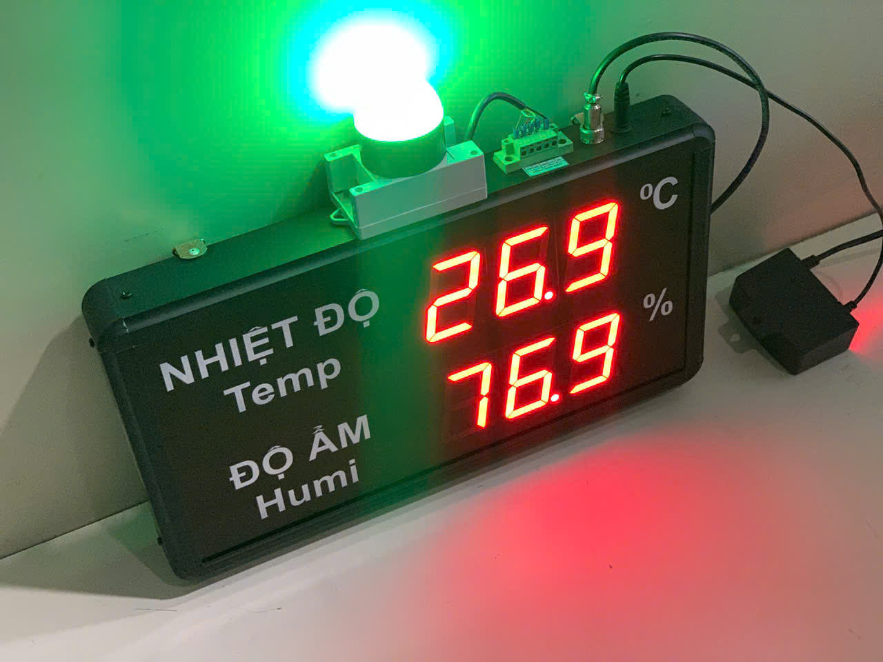 Temperature and Humidity Sensor for Industrial Applications | AT-THMT-L